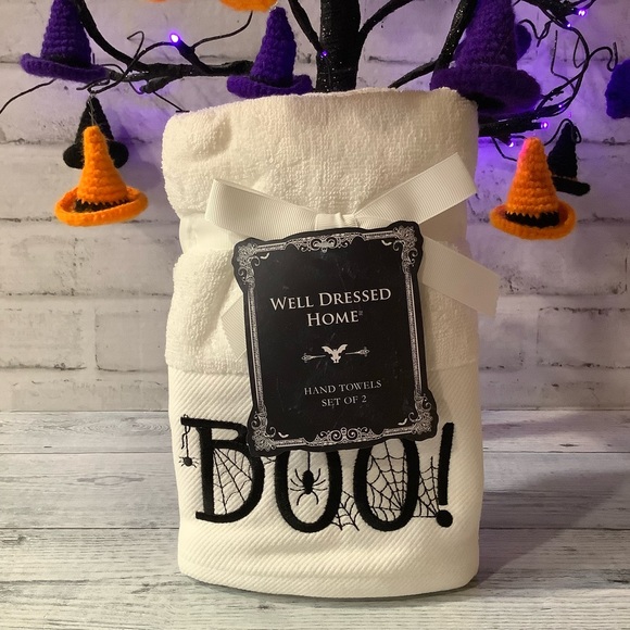 WELL DRESSED HOME 2pk Boo Embroidered Hand Towels - Picture 2 of 4